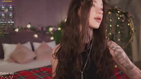 Snapshot of meow_nancy chatting on February 17, 5:25 am Heeyyooo Im Nans Subscribe to me I will be glad online show from February 17, 5:25 am