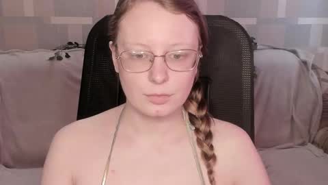 Snapshot of meowcr chatting on February 19, 9:38 am meowcr online show from February 19, 9:38 am