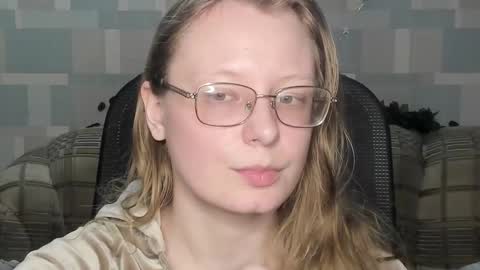 Snapshot of meowcr chatting on March 15, 7:42 pm meowcr online show from March 15, 7:42 pm