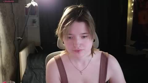 meowme online show from February 24, 4:27 pm