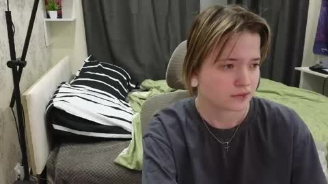 meowme online show from March 11, 4:13 pm