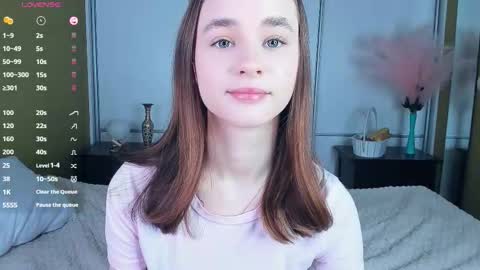 Julie online show from March 15, 9:04 am