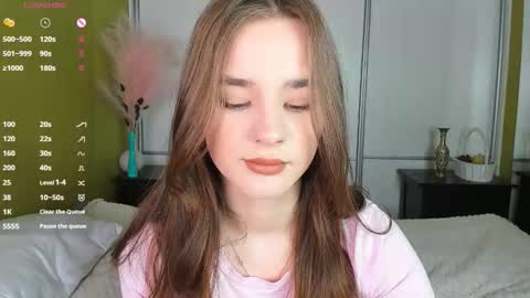 Julie online show from March 27, 10:26 am