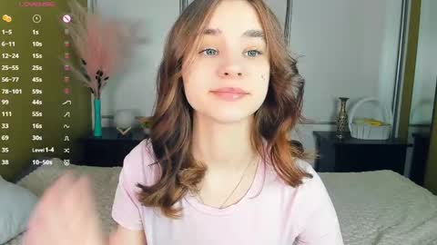 Julie online show from April 1, 9:32 am