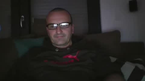 Snapshot of mep222 chatting on December 23, 7:30 pm Pat online show from December 23, 7:30 pm