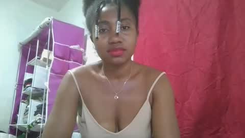 Snapshot of meraldaaaa chatting on September 20, 4:13 am meraldaaaa online show from September 20, 4:13 am