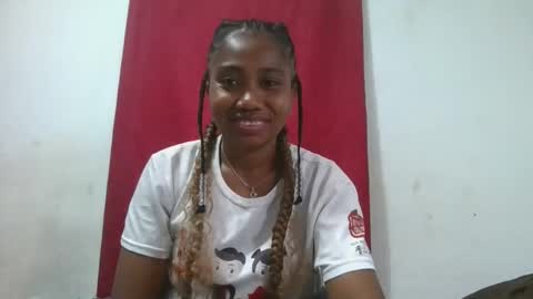 Snapshot of meraldaaaa chatting on October 4, 10:08 pm meraldaaaa online show from October 4, 10:08 pm