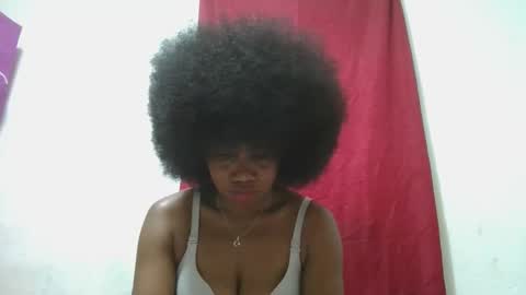 Snapshot of meraldaaaa chatting on October 8, 5:49 am meraldaaaa online show from October 8, 5:49 am