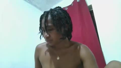 Snapshot of meraldaaaa chatting on October 26, 10:36 pm meraldaaaa online show from October 26, 10:36 pm