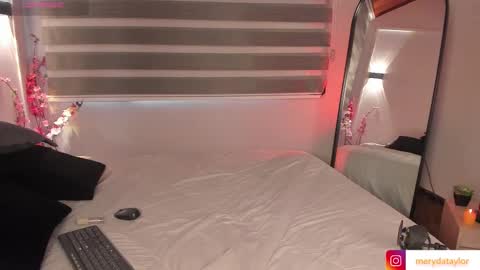 Snapshot of merida_taylor_ chatting on October 8, 1:09 pm Merida online show from October 8, 1:09 pm