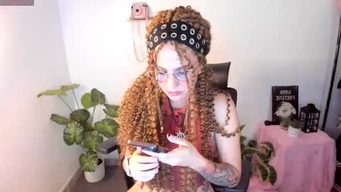 laura 3 i am independent model online show from November 11, 2:55 am