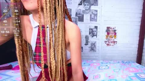 Snapshot of merlinabad chatting on December 31, 4:35 pm AURORA online show from December 31, 4:35 pm