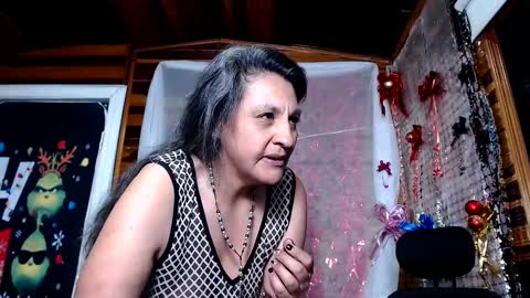Snapshot of merlyna_goldens chatting on December 27, 3:42 am My next birthday is December 11th. online show from December 27, 3:42 am