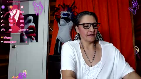Snapshot of merlyna_goldens chatting on January 23, 6:17 am My next birthday is December 11th. online show from January 23, 6:17 am