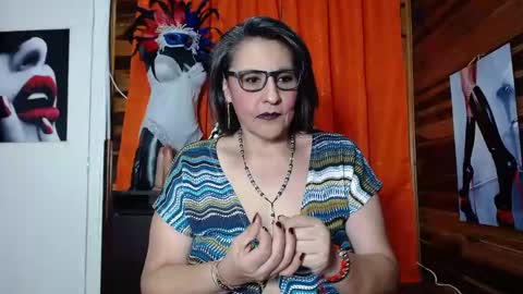 Snapshot of merlyna_goldens chatting on January 28, 6:16 am My next birthday is December 11th. online show from January 28, 6:16 am
