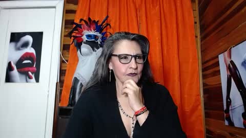 Snapshot of merlyna_goldens chatting on January 31, 6:02 am My next birthday is December 11th. online show from January 31, 6:02 am