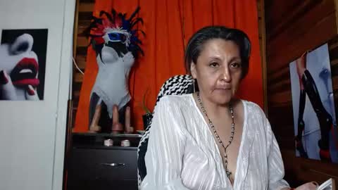 Snapshot of merlyna_goldens chatting on February 7, 3:12 am My next birthday is December 11th. online show from February 7, 3:12 am