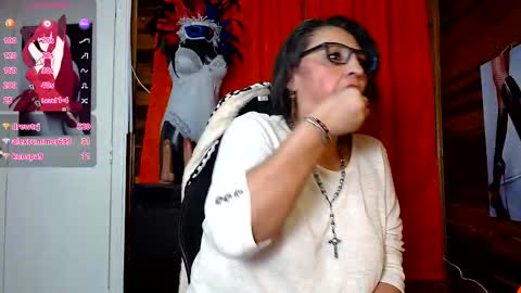 Snapshot of merlyna_goldens chatting on February 11, 9:09 am My next birthday is December 11th. online show from February 11, 9:09 am