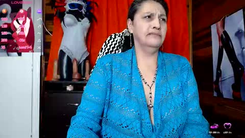 Snapshot of merlyna_goldens chatting on February 22, 3:23 am My next birthday is December 11th. online show from February 22, 3:23 am