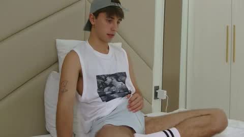 Mark online show from June 6, 4:06 am