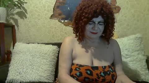 Snapshot of merryberry77 chatting on December 11, 12:23 pm MerryBerry online show from December 11, 12:23 pm