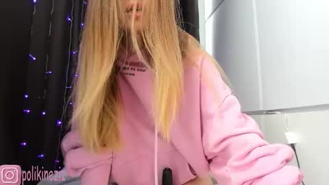 Sara online show from March 7, 8:11 am