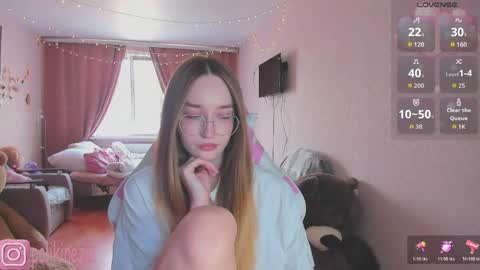 Sara online show from May 1, 11:37 am