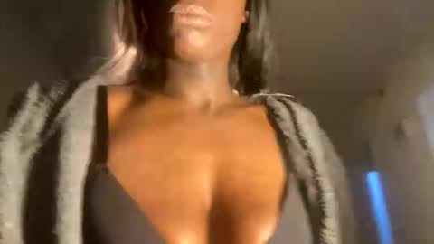 Alexismerton online show from May 31, 3:58 am