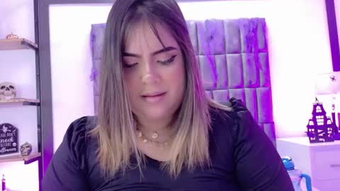 Snapshot of merystone chatting on October 19, 4:57 am Mery Stone online show from October 19, 4:57 am