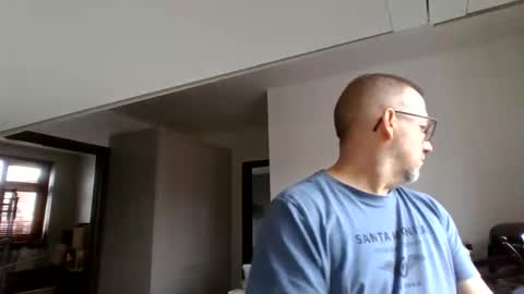 messagemeifyouwanttochatgmail online show from February 1, 2:04 pm