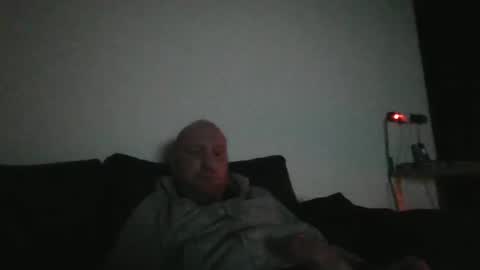 Snapshot of metaller123456 chatting on April 2, 6:49 pm metaller123456 online show from April 2, 6:49 pm