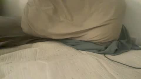 Slater online show from April 29, 3:32 am