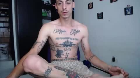 Snapshot of methodicxxx chatting on April 2, 10:18 pm xxxxxxxxxmethodicxxxxxxxxx online show from April 2, 10:18 pm