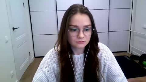 Meumn online show from April 10, 6:12 pm