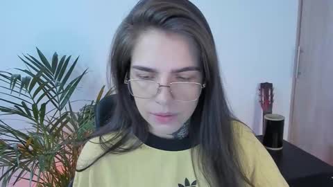 Meurif online show from February 3, 2:33 pm