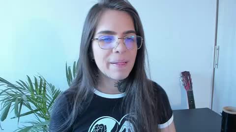 Meurif online show from May 19, 6:47 pm