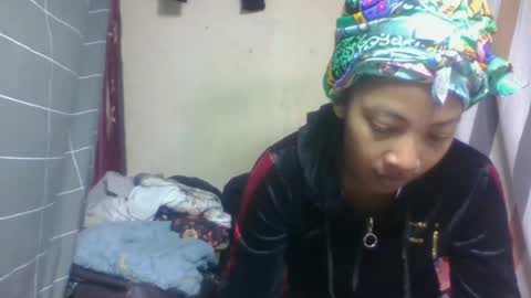 Snapshot of mevasoa chatting on June 21, 10:01 pm mevasoa online show from June 21, 10:01 pm