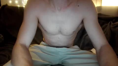 mew online show from December 3, 9:01 pm