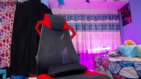 Snapshot of mexican_cum chatting on May 1, 2:05 am Jhon online show from May 1, 2:05 am