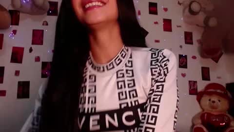 meygan_ online show from October 4, 5:16 am