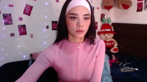 meygan_ online show from November 14, 1:48 am