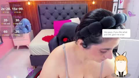 meylagia online show from May 6, 3:13 am