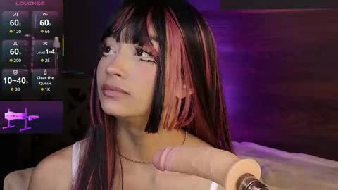 Snapshot of meylin_saori chatting on March 22, 9:40 pm MEYLIN online show from March 22, 9:40 pm