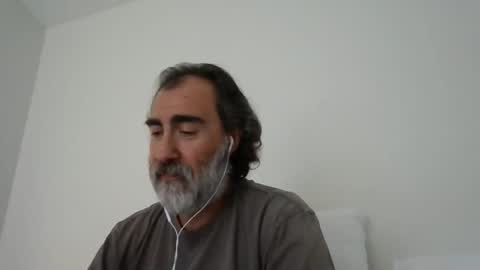Snapshot of mfbardo1 chatting on May 6, 10:48 pm DaddyBear4U online show from May 6, 10:48 pm
