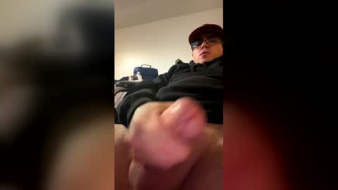 Snapshot of mfjdu838 chatting on March 29, 5:51 am mfjdu838 online show from March 29, 5:51 am