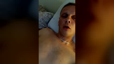 mglodowski86 online show from June 25, 6:34 pm