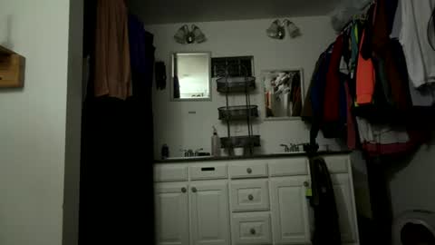 Snapshot of mharrison0033 chatting on July 21, 2:36 am mharrison0033 online show from July 21, 2:36 am