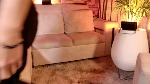 Snapshot of mhatias_ chatting on February 2, 4:22 am MATHIAS online show from February 2, 4:22 am