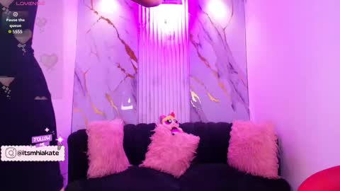 Mhia Kate online show from February 5, 12:10 pm