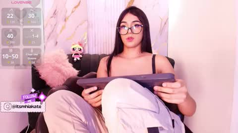 Mhia Kate online show from March 13, 12:12 pm